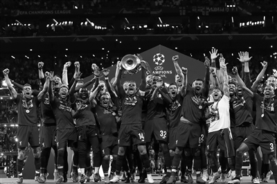 卡兰卡：罗德里和卡瓦哈尔是国家队的领袖，希望他们尽快回归（卡兰卡：罗德里与卡瓦哈尔是国家队领袖，期待他们尽快归队）