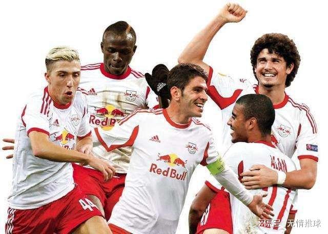 今日能否破荒？伊萨克时隔一个月再次代表利物浦登场（时隔一月再披利物浦战袍，伊萨克今日能否打破进球荒？）