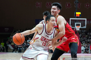 凌晨4点欧冠超级对决！阿隆索命运之战：输球或下课 8人缺席（欧冠凌晨4点巅峰对抗！阿隆索生死一役：若告负或下课，阵中8人缺阵）