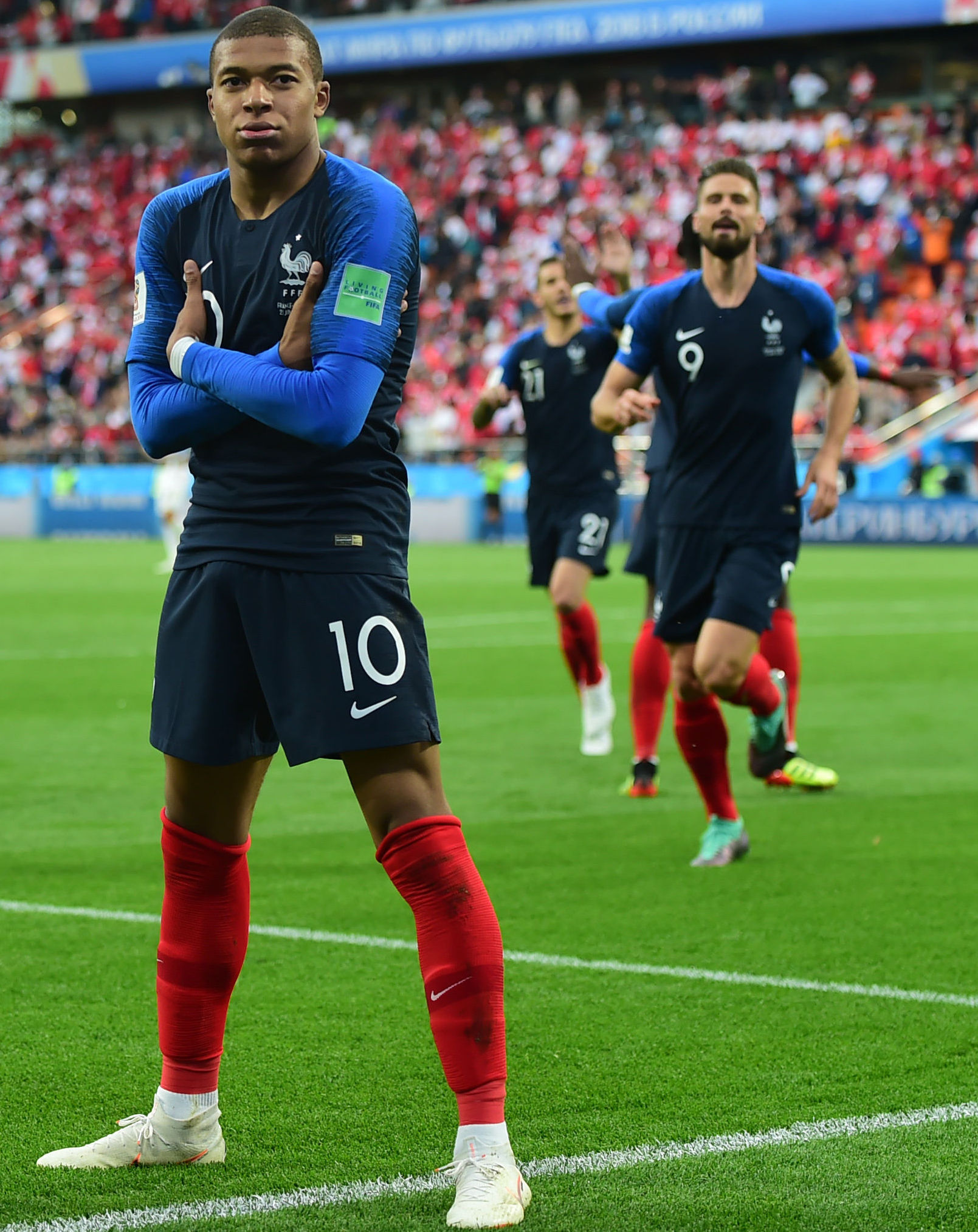 篮网VS公牛前瞻：公牛盼终结4连败，科比·怀特因伤缺阵（篮网vs公牛前瞻：公牛力争止住四连败，科比-怀特因伤缺席）