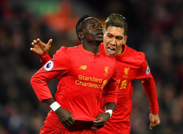 贝林厄姆：球员们100%支持阿隆索；没人放弃、抱怨或发牢骚（贝林厄姆：全队100%力挺阿隆索，无人放弃也无人抱怨）