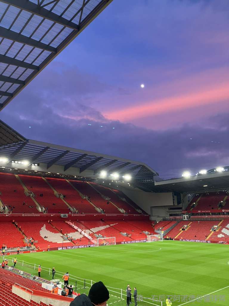 巴萨名宿洛沃-卡拉斯科：弗里克离开的可能性比留下更大（巴萨传奇洛沃-卡拉斯科：弗里克更可能选择离开而非留下）